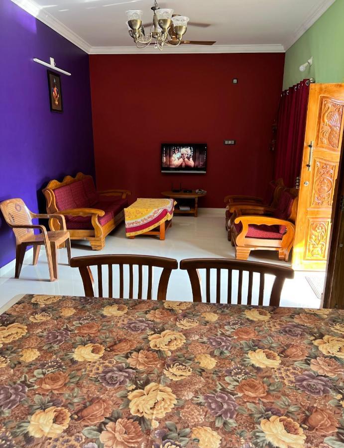 Indira Homestay Mangaluru Zewnętrze zdjęcie